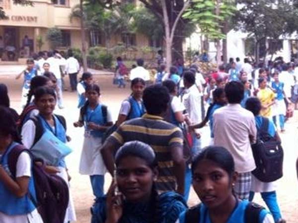 தலைமையாசியர் சொல்வது என்ன?