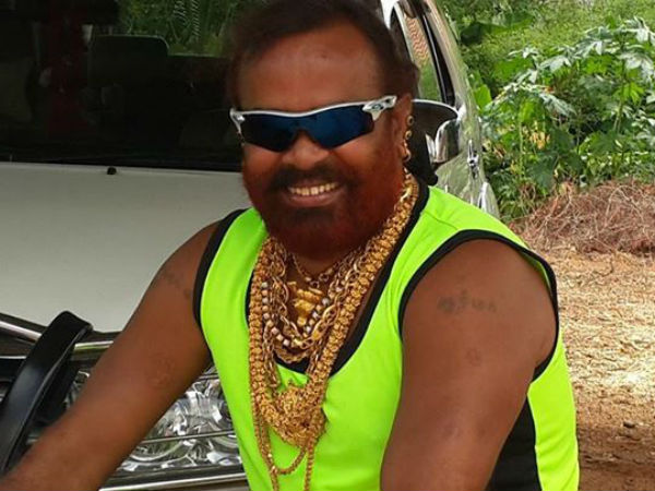 பெருசு அழகரைப் போட்டுத் தள்ள