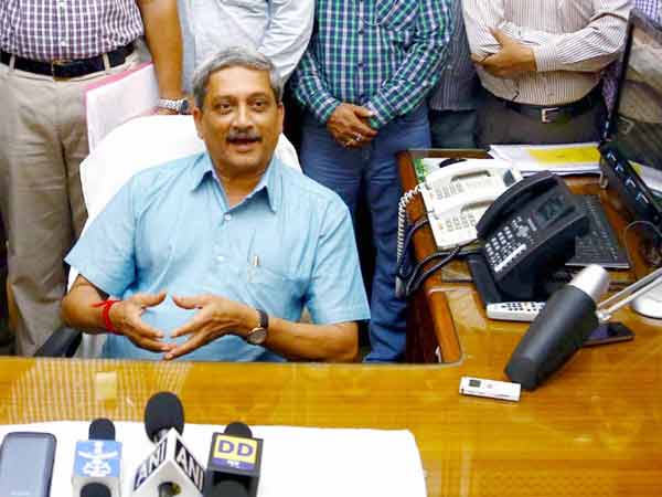 Manohar Parrikar, nine others elected unopposed to Rajya Sabha Manohar Parrikar, nine others elected unopposed to Rajya Sabha
