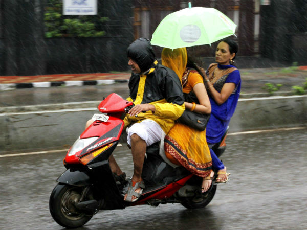 கை கொடுத்த மழை