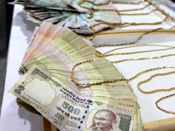 Chennai police recovered theft jewels…