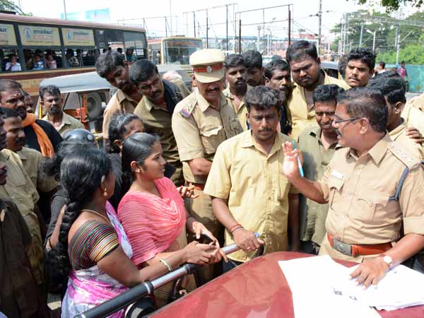 பொதுமக்கள் அதிருப்தி