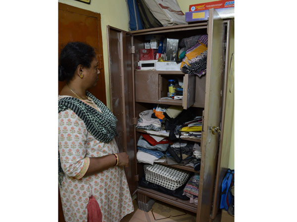 Sub inspector's house looted by robbers….