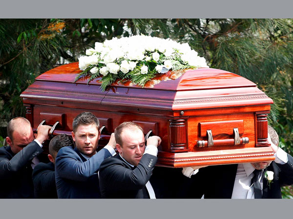 திரண்டு வந்து கண்ணீர் அஞ்சலி