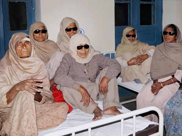 60 patients lose vision after operation at eye camp in Punjab 60 patients lose vision after operation at eye camp in Punjab