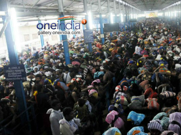 பக்தர்கள் கூட்டம் பக்தர்கள் கூட்டம்