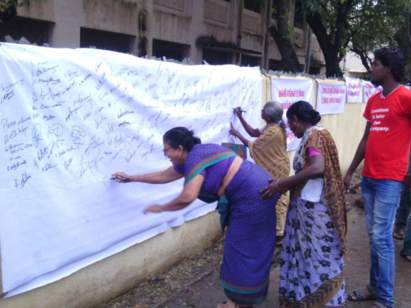 Signature campaign at Tambaram Signature campaign at Tambaram
