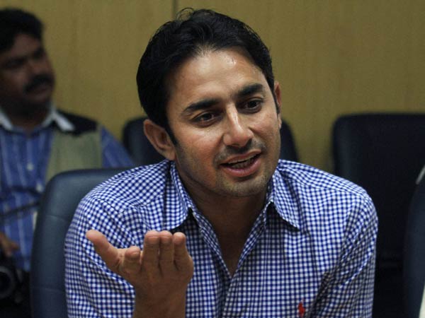 சயீத் அஜ்மலுக்குத் தடை