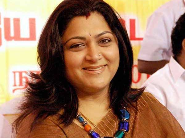 விலகிய குஷ்பு