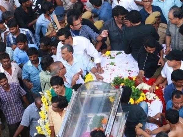 Balachander's body taken to crematory 