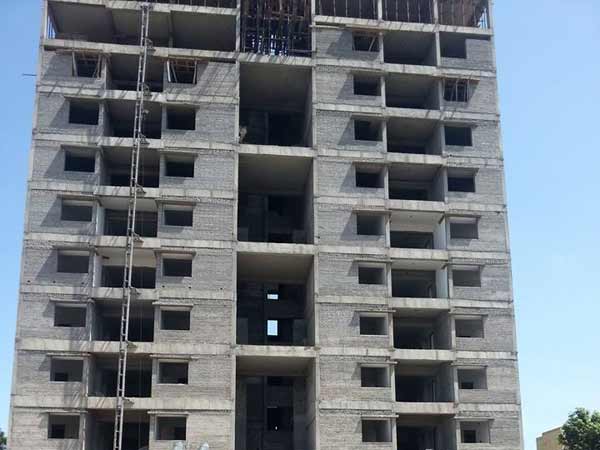 மற்றொரு கட்டிடத்திற்கு சீல்...