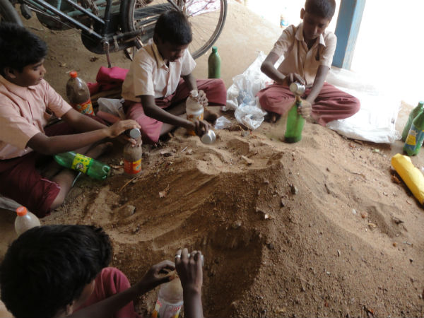 Karur students build plastic compound wall