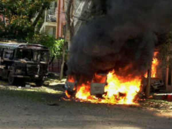 9 இடங்களில் அடுத்தடுத்து..