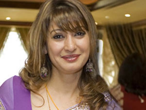 சுனந்தாவின் மர்ம மரணம்