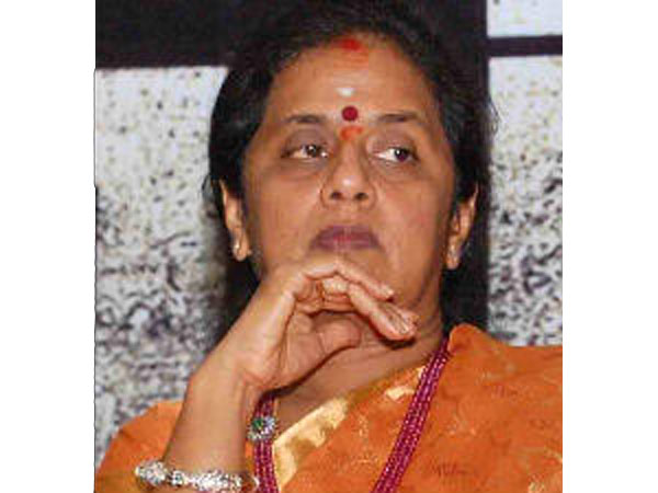 Selvi dropped as witness in 2G-related case Selvi dropped as witness in 2G-related case