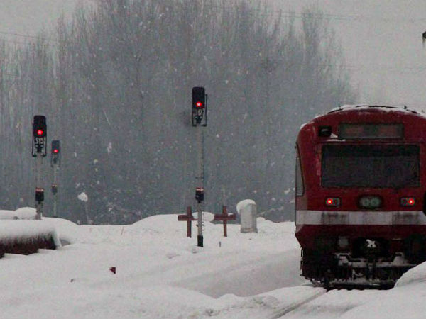 Snow Falls in Middle East as Strong Winter Storm Strikes Snow Falls in Middle East as Strong Winter Storm Strikes