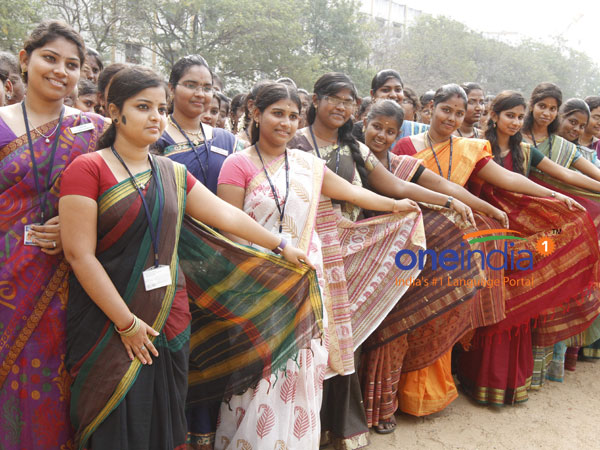 தமிழ்பெண் கம்பீரம்: