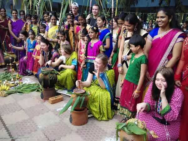 கன்னிகா பரமேஸ்வரி கல்லூரியில்