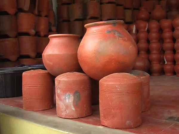 நீங்களும் மாறுங்கள் தமிழர்களே