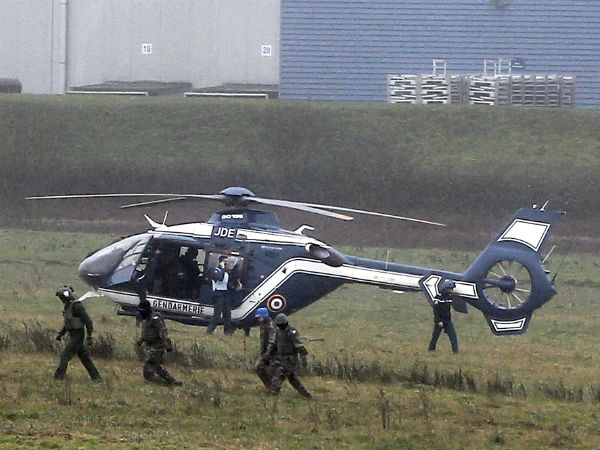 அஞ்ச மாட்டோம் அஞ்ச மாட்டோம்