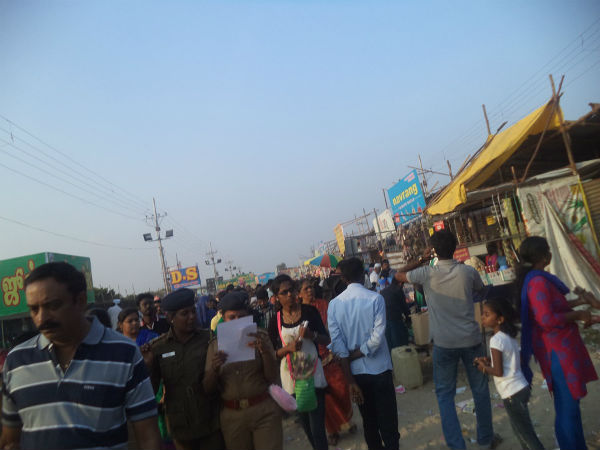 பாடாய் படுத்தும் புத்த கண்காட்சி பாடாய் படுத்தும் புத்த கண்காட்சி