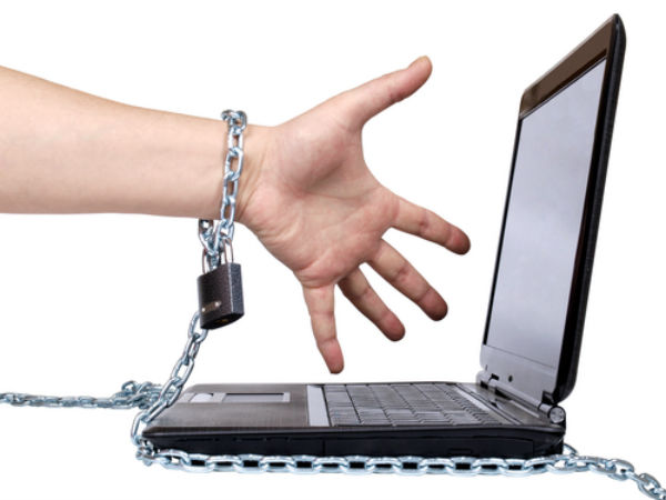 2வது நெட்டிசன்கள் நாம்தான்