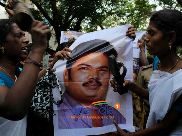 போலீஸ் பாதுகாப்பு போலீஸ் பாதுகாப்பு