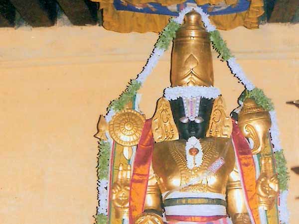Sri Mayakoothan Permual temple Tirukulandhai