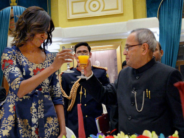 பூப்போட்ட கவுன்...