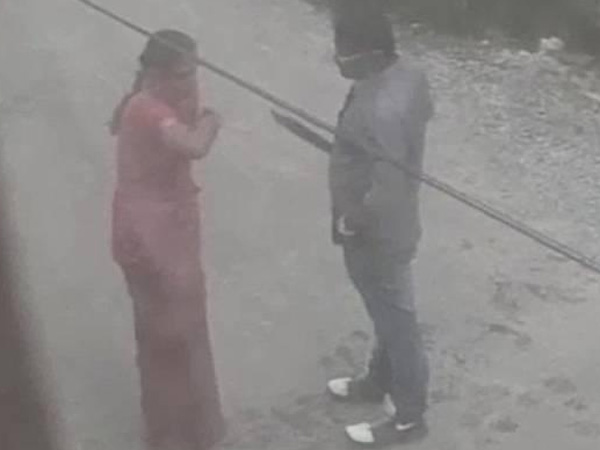 ஆசிரியை வேலத்திடம் கைவரிசை ஆசிரியை வேலத்திடம் கைவரிசை