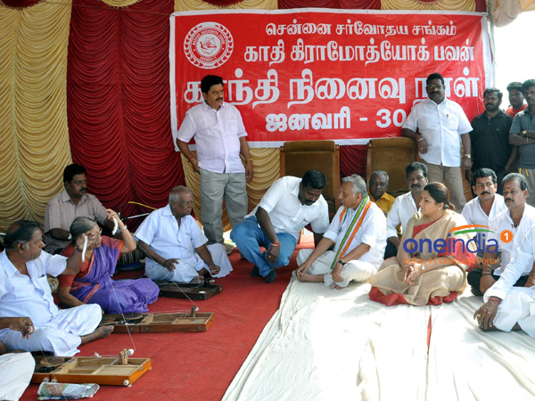 Nation pays homage to Mahatma Gandhi on his death anniversary…