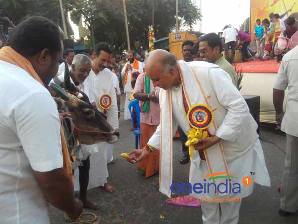 VHP committed to make India 'Hindu nation