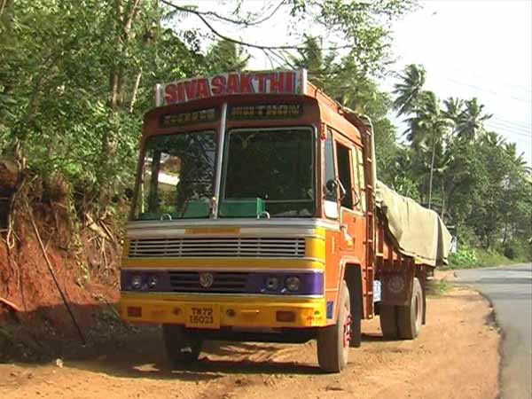 20 lakhs worth tobacco seized in Tamil Nadu – Kerala border