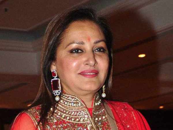 கட்சியில் சேவை