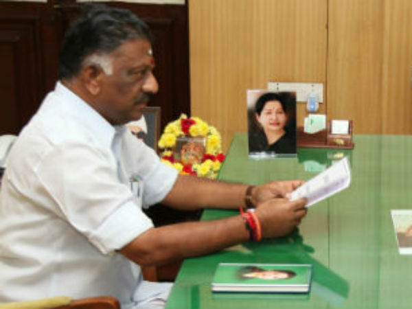 முதல்வர் அறைக்கு