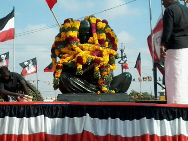  அண்ணாவுக்கு மாலை போட்டு