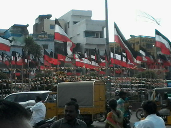 பேனர்கள் அகற்றம்