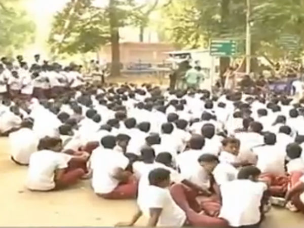 போர்க்களம் போல