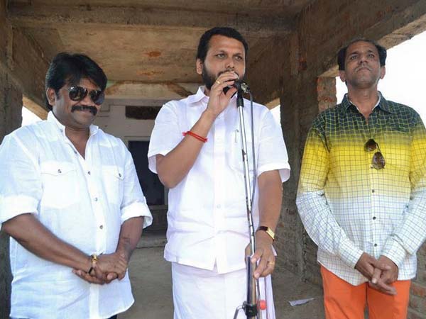 களத்தில் நடிகர்கள்: