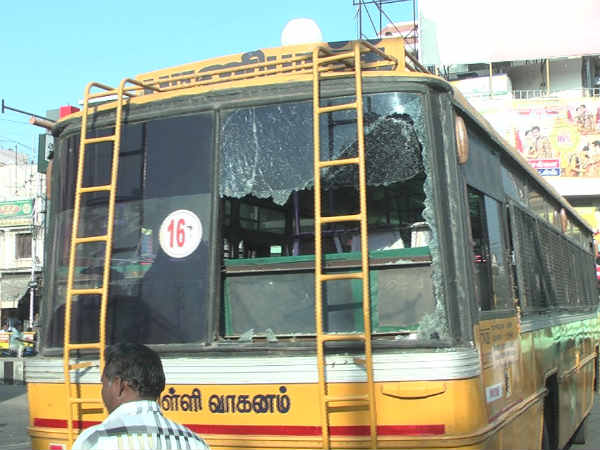 School children escape unhurt in fire accident