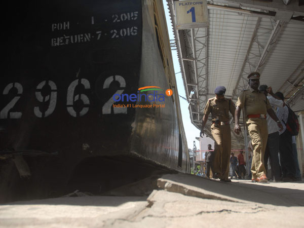 MRTS train derails; no casualties