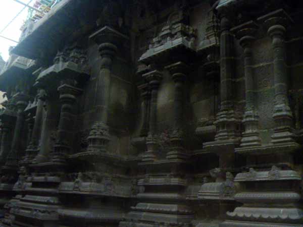 Sri Aadhinatha Swamy Temple Aalwarthirunagari ( Guru)