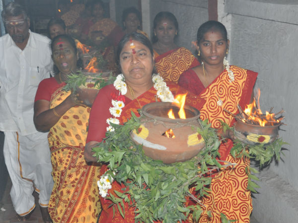 Minister Valarmathi prays for Jaya
