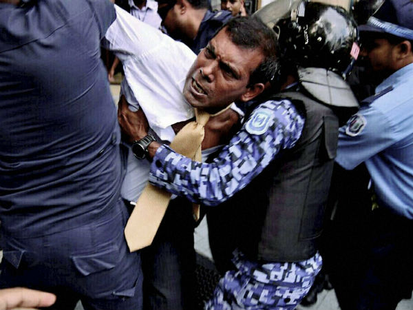 Maldives police drag former president into court Maldives police drag former president into court