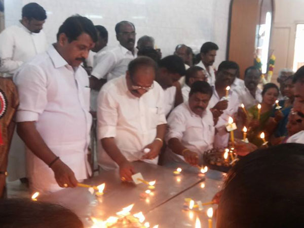 தேவாலயங்கள் தேவாலயங்கள்