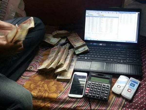 Cricket Betting: Bangalore CCB police arrested 3 bookies Cricket Betting: Bangalore CCB police arrested 3 bookies