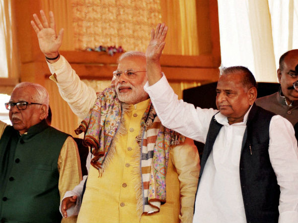 மணமக்களுக்கு வாழ்த்து