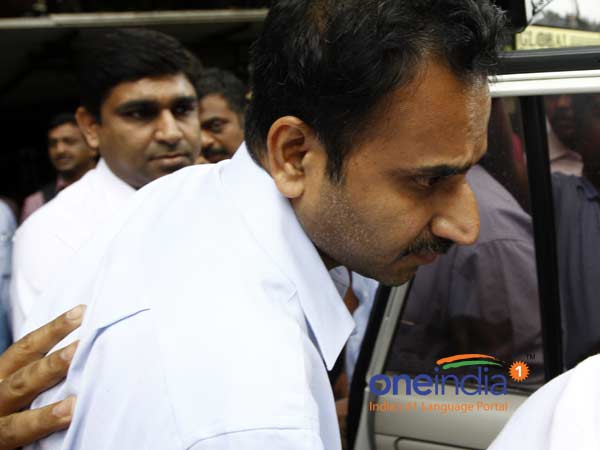 Dayanidhi Maran aide, two others get conditional bail in illegal phone lines case