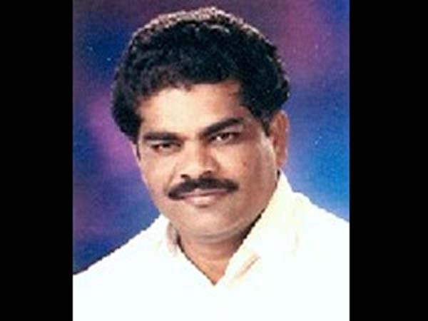 புகார் பதிய மறுப்பு
