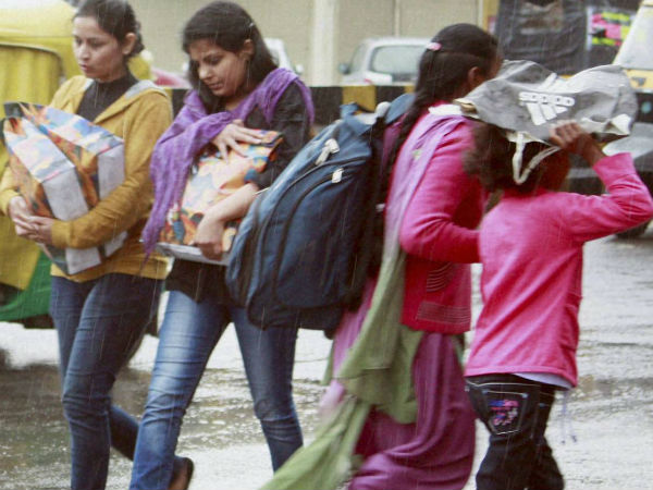 குமரியில் காற்றழுத்தம்